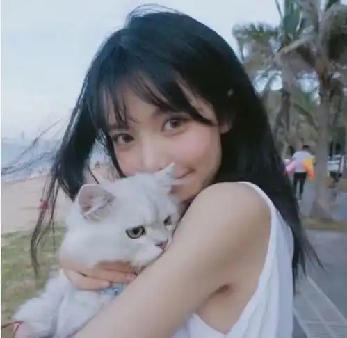 超火ins真人情侣头像从此山水不相逢,不问旧人长与短