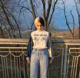 18岁网红的换头之路,比整容高级多了