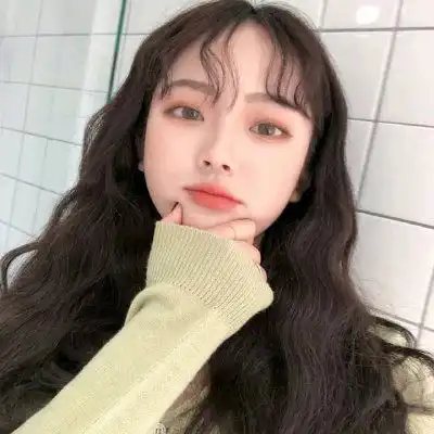 女头个性可爱总有一个人会为你奋不顾身.