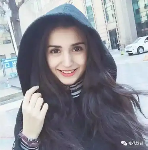 你老公王俊凯开学了,各路网红艺人校花齐聚北电,快来围观