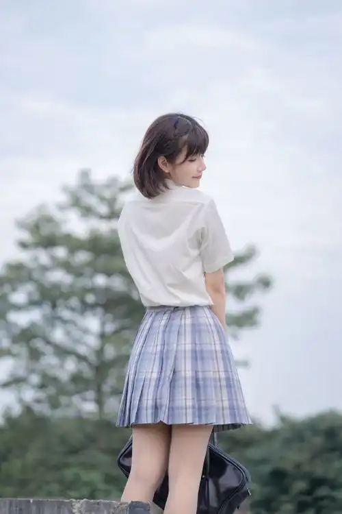 jk少女,绿色的思念挥手对我说一声四季不变