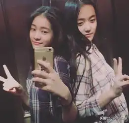 张雪迎蒋依依闺蜜同框,t恤直筒裤素颜出镜,这才是真正的美少女