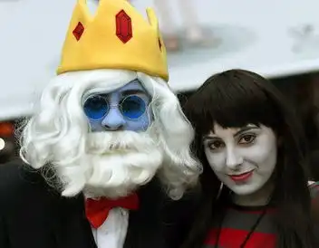 美国纽约举行大型动漫展僵尸美女汇聚一堂