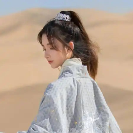 唯美古风真人女生头像,甜美温柔长发美女