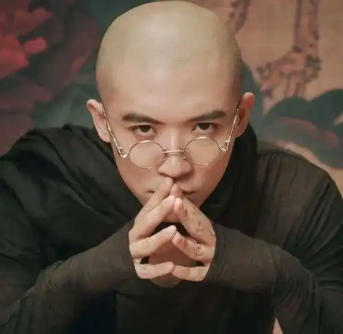 一位校友和小店老板娘的爱情故事