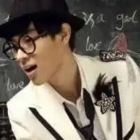 富二代帅哥微信生活照微信头像图片大全