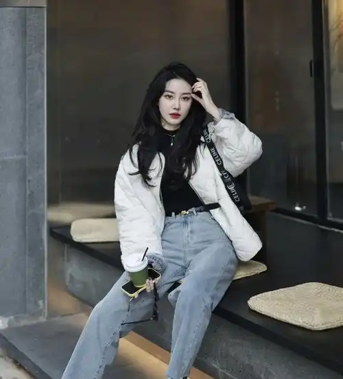 30女人穿衣别太花,要牢记5穿5不穿,美得高级又优雅