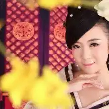 深圳市韵嫣盘子女人坊摄影中心