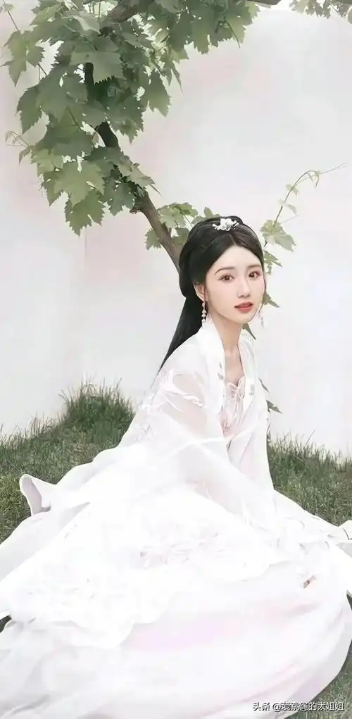 甜妹子毛晓彤,太惊艳了