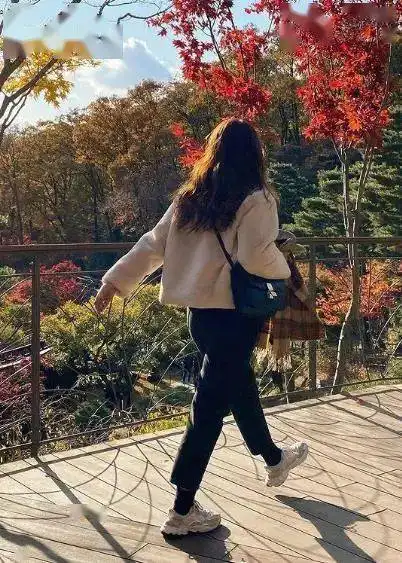 不露脸拍照姿势分享分分钟get氛围感气质大片