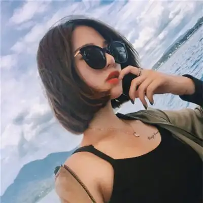 霸气女生头像戴墨镜高清大图2018没兴趣认识你也别打听我