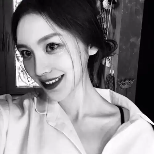 头像靠近我就是晴天