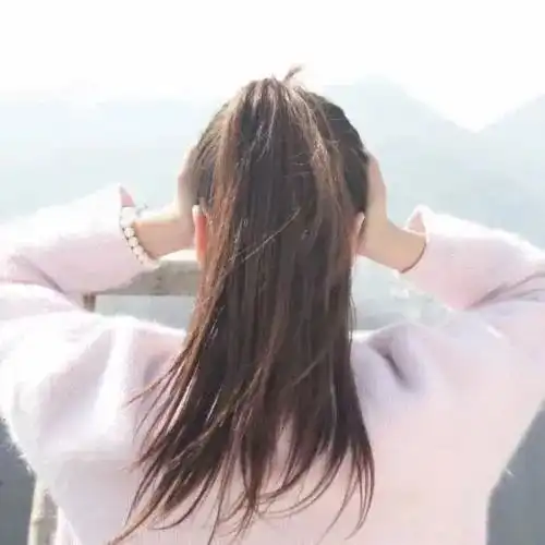 和男朋友分手快两个月了,找他复合,他说考虑考虑是什么心理