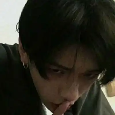 陈邑优质男头枪和玫瑰随时为我男生头像我要个性网