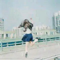 穿校服女生头像,唯美自然清纯要图片