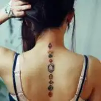 欧美风纹身女头像微信头像图片大全