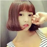 这个女的是谁额