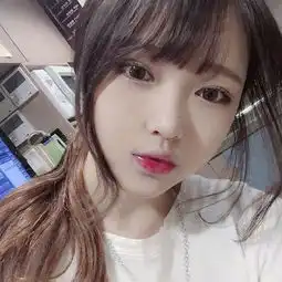 求此女是谁啊太漂亮了