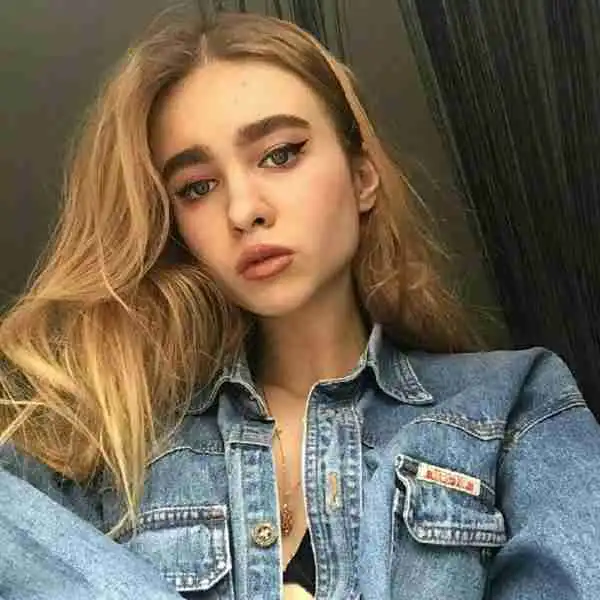 清纯牛仔美女图片浅浅笑图片微信头像图片大全