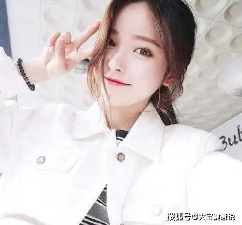 最新款漂亮的美女头像可