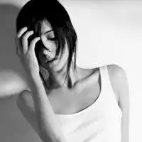 穿吊带的女生头像微信头像图片大全