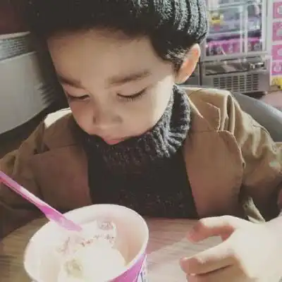 搞怪可爱小萌娃头像