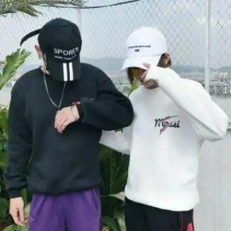 社会qq超拽情侣头像,霸气戴帽子的两张