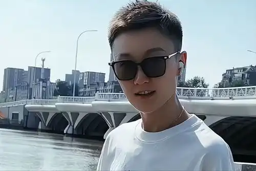 柬埔寨小6绑15岁少女证据曝光,残忍没人味,穿寿衣戴金劳欲跑路