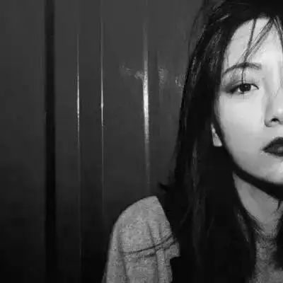 女生头像高清真人黑白女头像