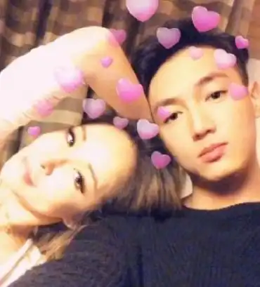 萧亚轩首度回应被称小鲜肉收割机,自曝与黄皓朋友变情人