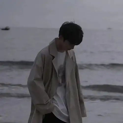 男头祝你发财,祝你被爱,祝你好运常在