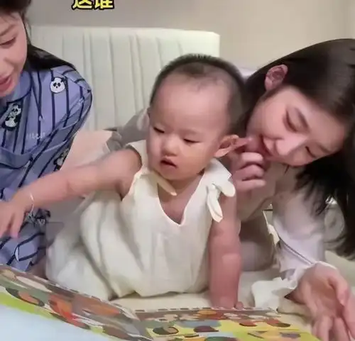 王思聪和懒懒在京都过七夕,戴四千万名表抢镜,曝给黄一鸣300万