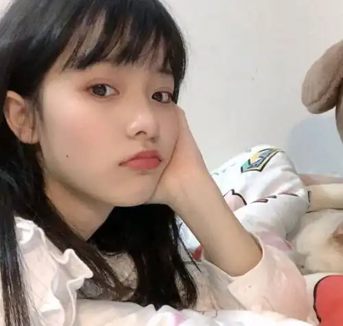 网易云热评初中,你突然一个电话打开,九年后,我
