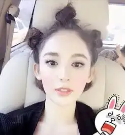 天气热了扎个美美的丸子头最适合了