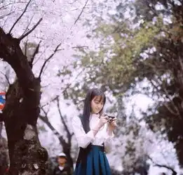 武大女神真人幻灭与赏樱花写真对比判若两人
