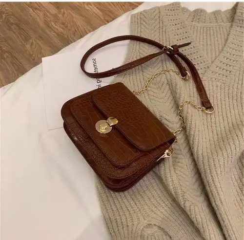 超火包包女新款潮时尚鳄鱼纹小方包韩版潮流百搭高级感ins斜挎包单肩包