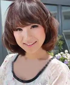 短发小美女图片头像日韩