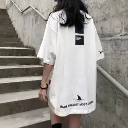 时间是一个自称能包治百病的庸医可爱小清新时尚女生头像