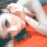 非主流烟熏妆美女头像qq妖艳的烟熏妆女生头像