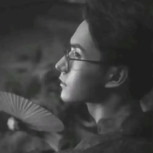 情头今日热门情侣头像