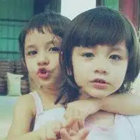 头像情侣小孩搞怪微信头像图片大全