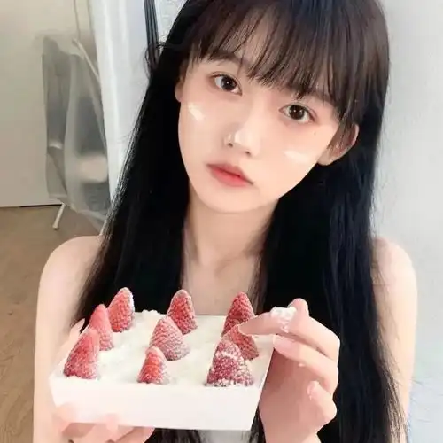 纯欲风女生头像不要和我吵架,否则我容易一嘴巴亲过去