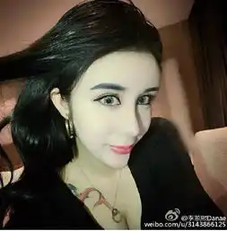16岁网红少女整容成假脸网友称像猪刚鬣