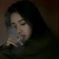 超拽女生头像抽烟抽烟性感超拽女生头像