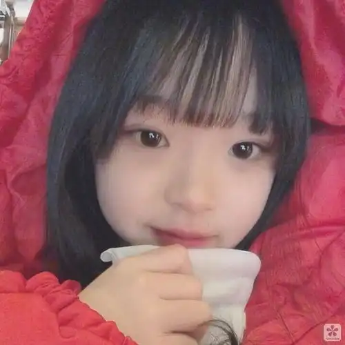日本抖音女王竟然是个12岁的小学生甜美可爱的穿搭看点多多