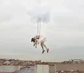 心理测试静下心选一个漂浮的女孩,测你失恋后会收获什么