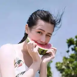 夏天拍照小技能就要这样拍,才能撩到男神呀