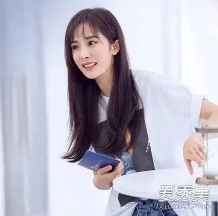 刘海和卷发更搭我还是喜欢长直发的大幂幂