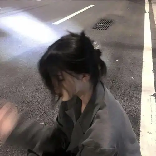 头像付定金眼疾手快付尾款寝食难安