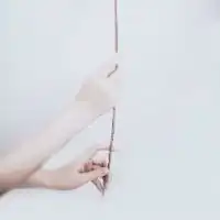 微信头像手控女拿烟超拽微信头像图片大全